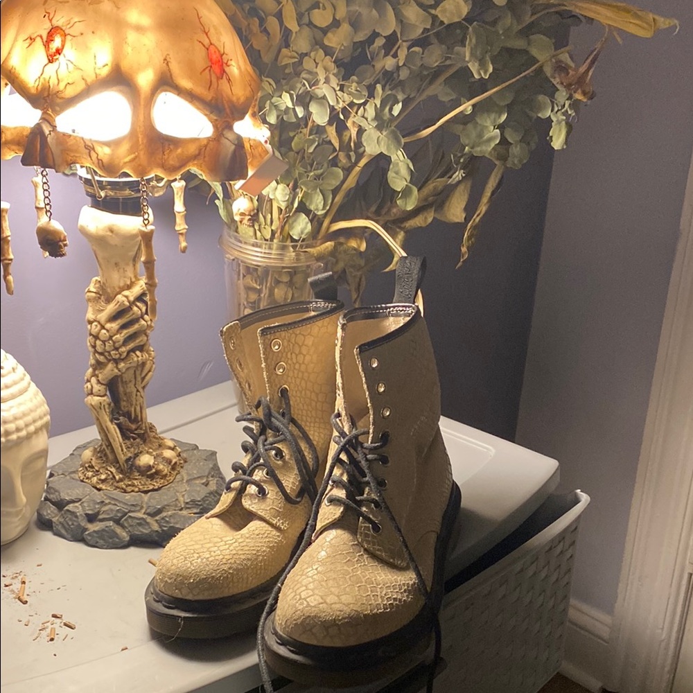 Dr. Martens Cream Textured Lace-Up Boots